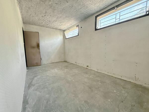 OPPORTUNITE RARE A TARASCON-SUR-ARIEGE : LOCAL COMMERCIAL 1 158 m² AVEC PARKIN PRIVE