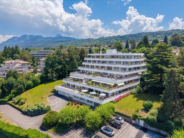 Vente Appartement de luxe Évian-les-Bains 4 Pièces 134 m²
