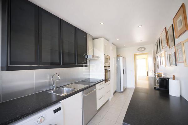 Appartement de prestige 4 pièces avec vue mer à Mandelieu La Napoule