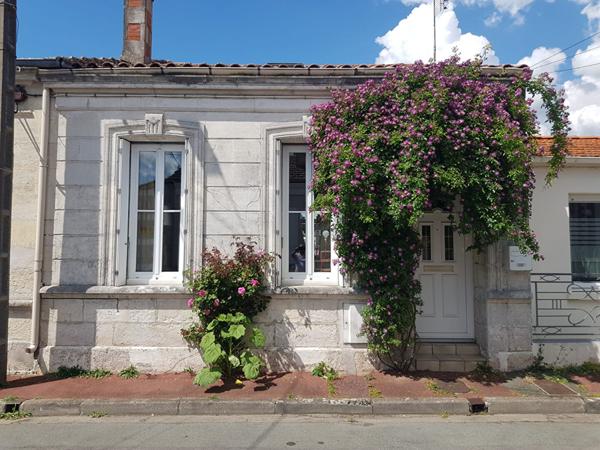 Maison à vendre à Rochefort - 4 pièces, 3 chambres