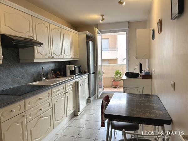 Marseille 5ème- Appartement T5 de 95m2 avec grand extérieur + garage- Résidence récente