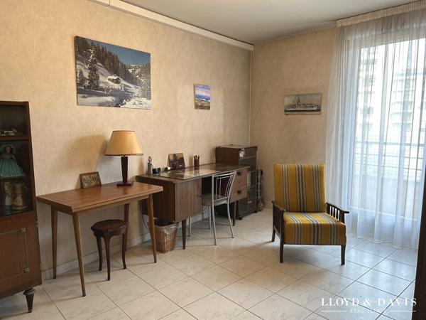 Marseille 5ème- Appartement T5 de 95m2 avec grand extérieur + garage- Résidence récente
