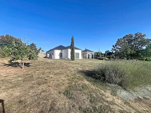 COUP DE COEUR - Plain-pied contemporain d'exception à 10 minutes de Segré