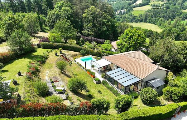 Villa d'exception 5 pièces avec vue et agréments