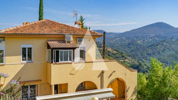Maison 6 pièces 228 m2