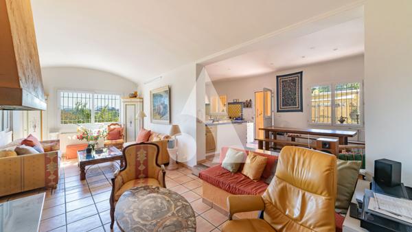 Maison 6 pièces 228 m2