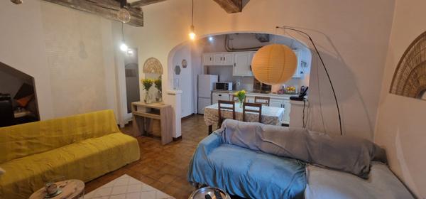 Malves-en-Minervois (11600) Maison de village T6 sans travaux 111 m² + Grenier isolé 26 m²