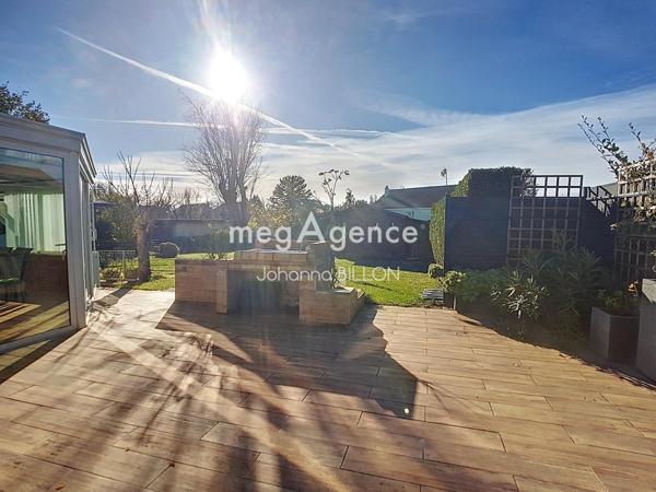 Maison à JOUE-LES-TOURS, 37300 - 6 pièces 152m²