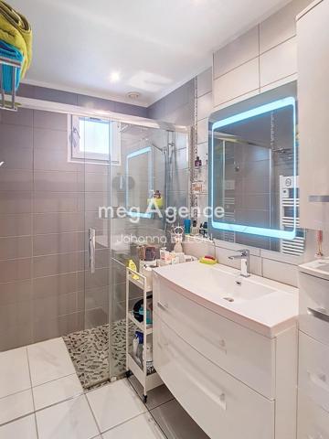 Maison à JOUE-LES-TOURS, 37300 - 6 pièces 152m²