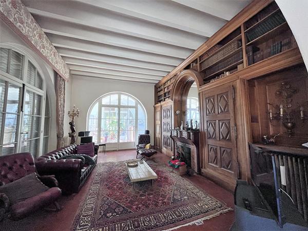 Magnifique Villa 514m² et 3410m² terrain Vence vue mer