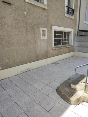 Maison de bourg de 145 M2 avec jardin à Poulaines