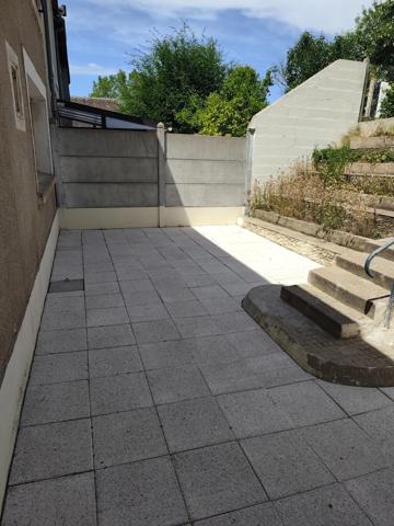 Maison de bourg de 145 M2 avec jardin à Poulaines