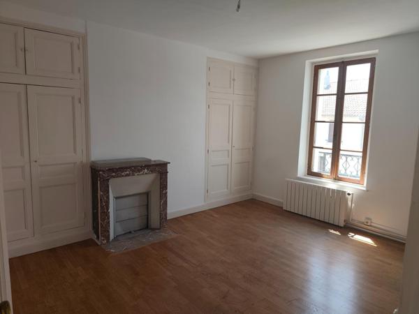 Maison de bourg de 145 M2 avec jardin à Poulaines