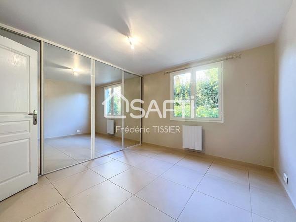 Le Cannet-Rocheville : Villa avec piscine au calme.