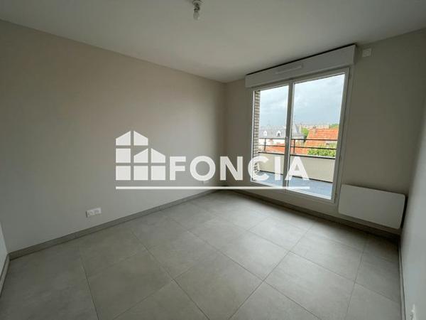 Location Appartement 3 pièces 87.45 m² - 59 RUE ALBERT DE MUN Saint Maur Des Fosses 94100