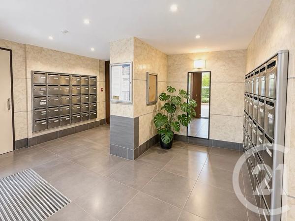 Appartement F2 à vendre  2 pièces - 47,23 m 2   MANTES LA JOLIE  - 78