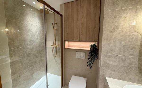 Appartement à vendre    3 pièces • 43 m2 Cannes