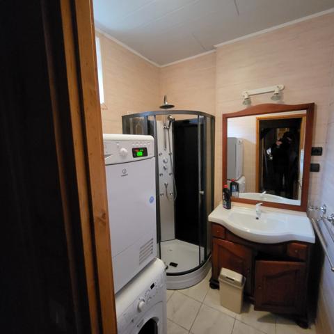 Bel ensemble immobilier Valette (15400)