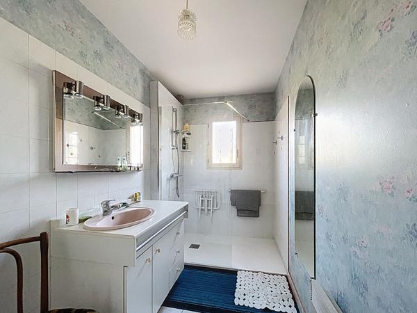 Maison de plain pied 3 chambres à Saint Barthélemy d'Anjou