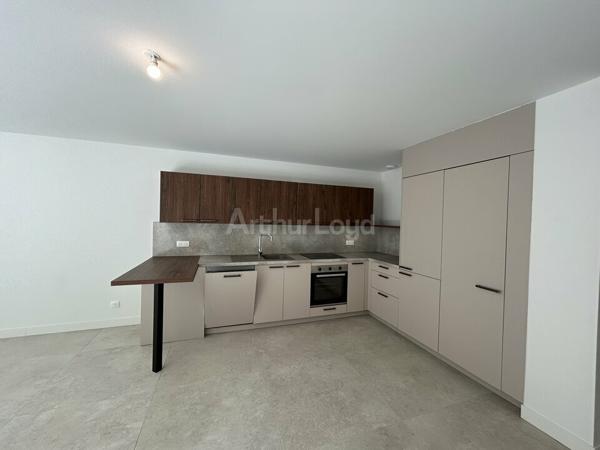 BUREAUX à VENDRE de 66.48 m²