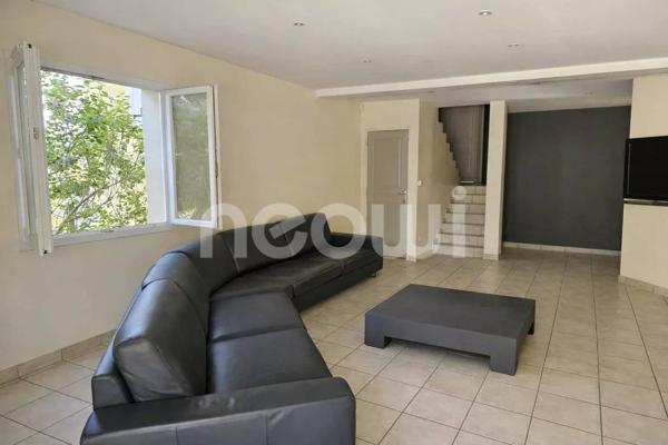 MONTMERLE SUR SAÔNE - MAISON AVEC PISCINE