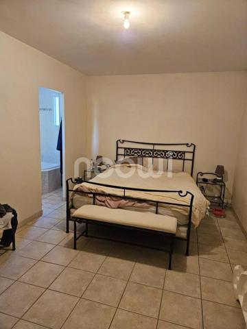 MONTMERLE SUR SAÔNE - MAISON AVEC PISCINE