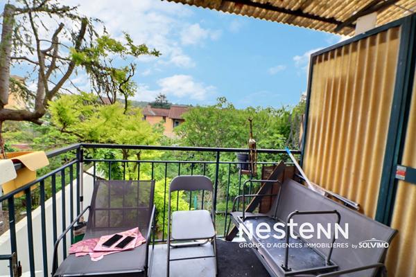 Feyzin Appartement 3 pièces 2 chambres jardin privatif cave