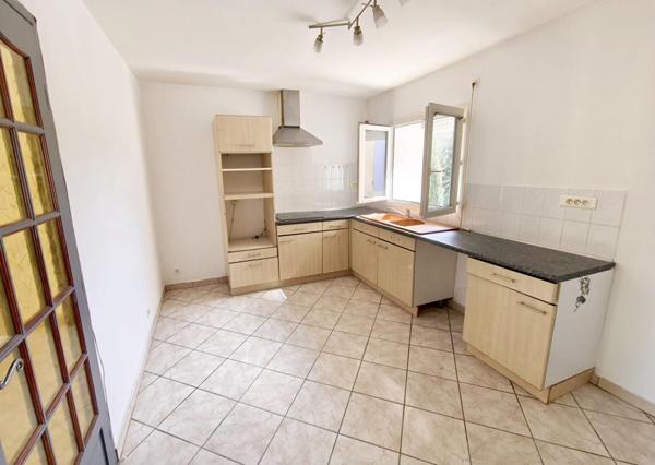 MONTEUX : MAISON T3 AVEC LOCATIF INDEPENDANT