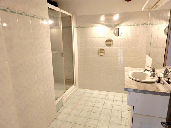 MONTEUX : MAISON T3 AVEC LOCATIF INDEPENDANT