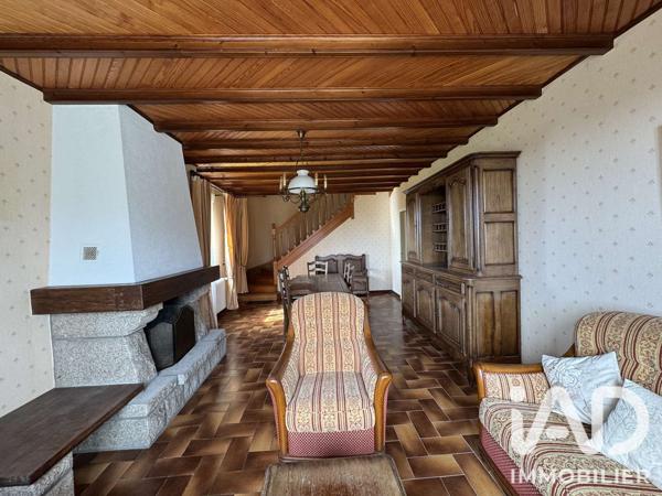 Maison à vendre 10 pièces 196,42 m² Plouhinec