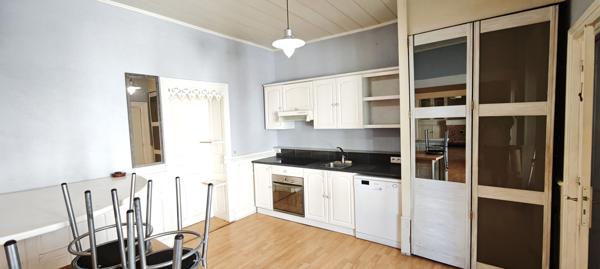 Grand appartement T4 avec extérieur et garage véhicule Decazeville