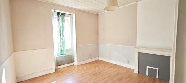 Grand appartement T4 avec extérieur et garage véhicule Decazeville