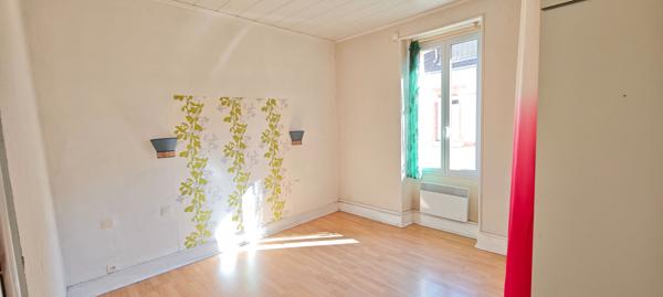 Grand appartement T4 avec extérieur et garage véhicule Decazeville