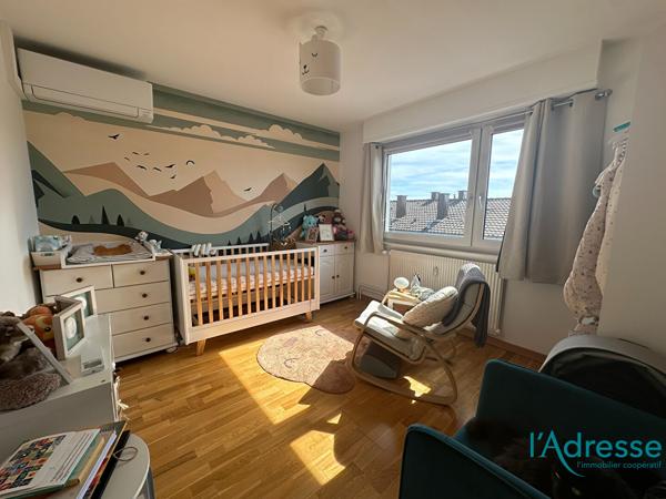 Colmar APPARTEMENT 4 pièce(s) 84 m2 avec GARAGE et CAVE