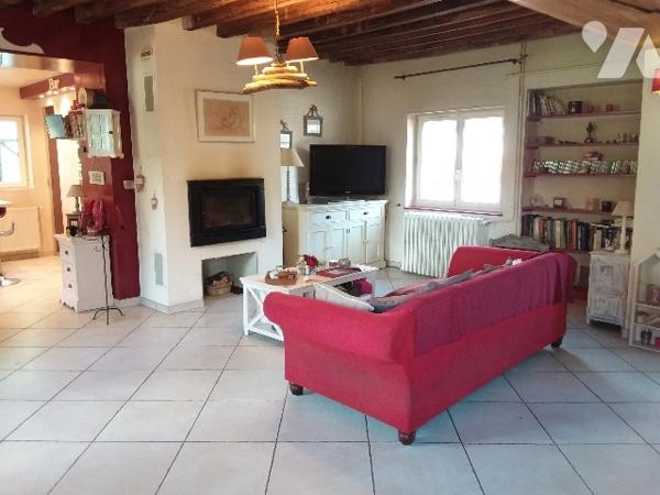 CHARMANTE LONGERE RESTAUREE, ESPRIT CHAMPETRE, HABITABLE DE SUITE