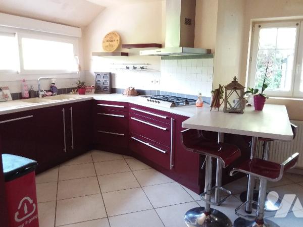 CHARMANTE LONGERE RESTAUREE, ESPRIT CHAMPETRE, HABITABLE DE SUITE