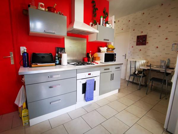 JOLIE MAISON DE BOURG