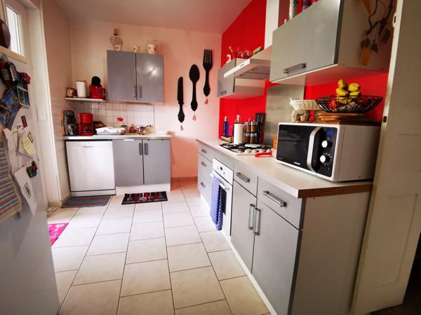 JOLIE MAISON DE BOURG