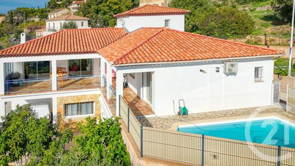 Maison à vendre  8 pièces - 211,52 m2 OLLIOULES - 83