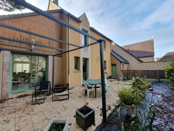 Maison de ville à vendre à La-Ferté-Bernard dans la Sarthe (72400), ref : 471