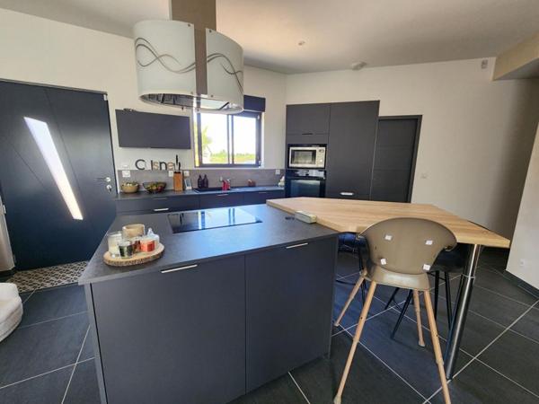 Maison Loches 5 pièce(s) 110 m2