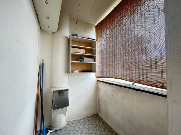 Appartement de type 3 - avec cave et stationnement sécurisé.