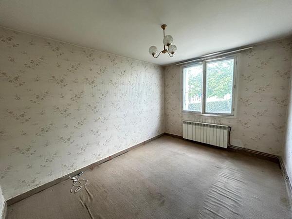 Appartement de type 3 - avec cave et stationnement sécurisé.