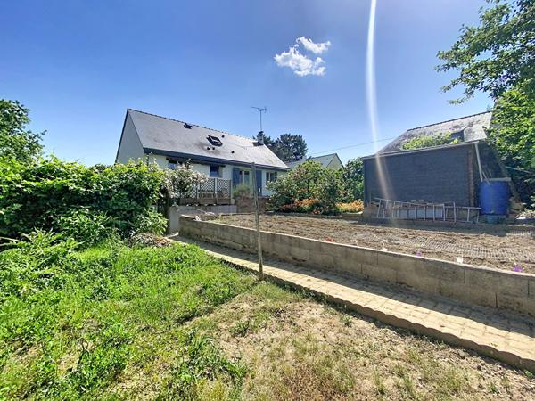 Maison Montreuil Juigne 7 pièce(s) 128 m2