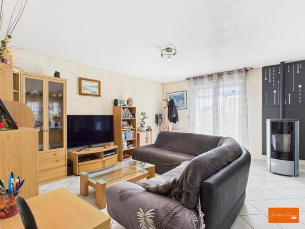 Maison de 100 m² sur un terrain de 700 m² à La Bazoge-Montpinson