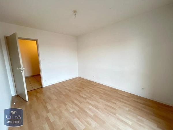Appartement à louer 4 pièces 86m²