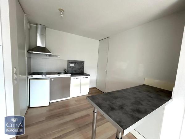 Appartement à louer 2 pièces 44.82m² Nantes (44100)