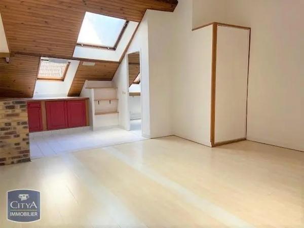 Appartement à louer 2 pièces 44.68m² Château-Thierry (02400)