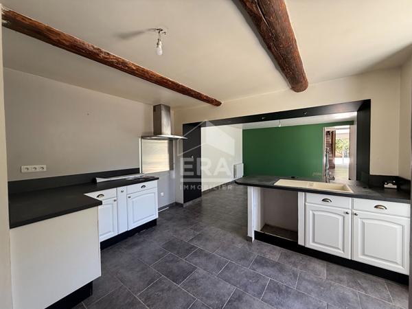 A VENDRE 13360 ROQUEVAIRE MAISON T6 DE 196 M² SUR 3 228 M² DE JARDIN PISCINE DEPENDANCES.