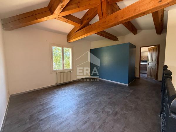 A VENDRE 13360 ROQUEVAIRE MAISON T6 DE 196 M² SUR 3 228 M² DE JARDIN PISCINE DEPENDANCES.